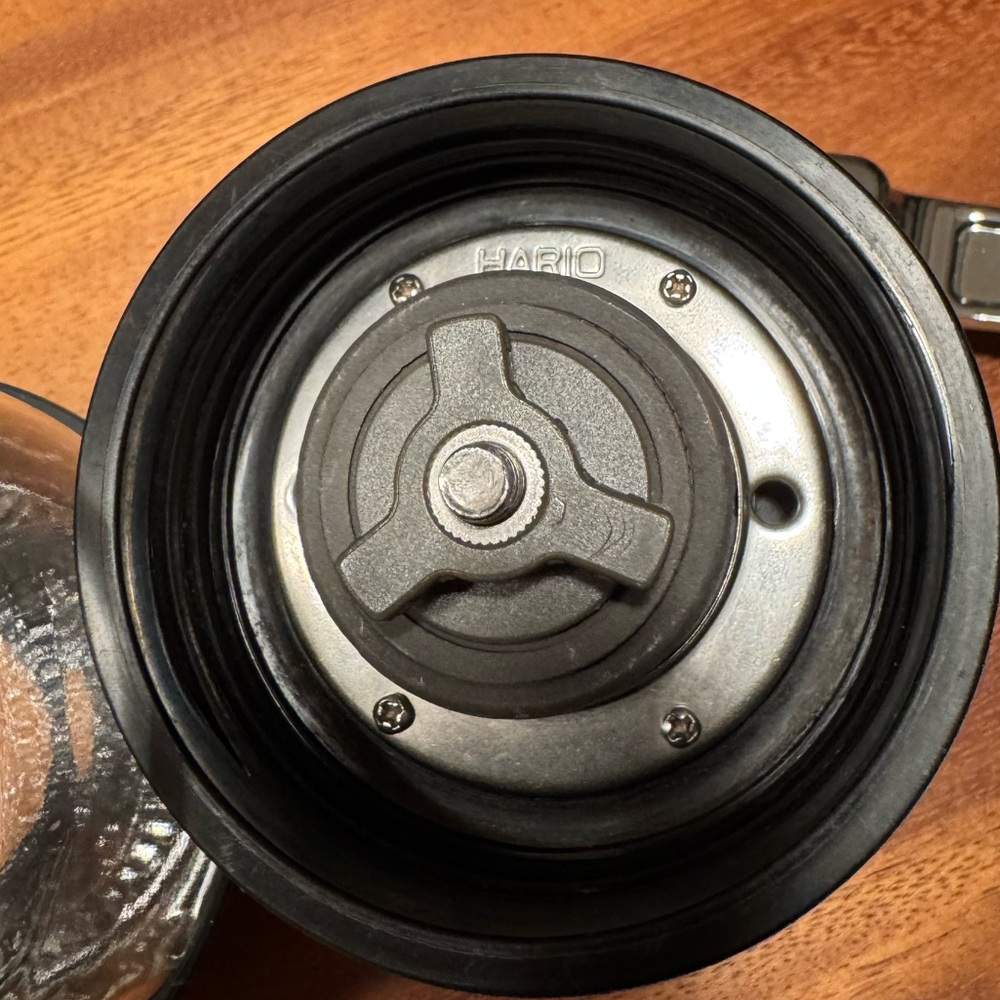 HARIO SKERTON PRO CERAMIC COFFEE MILL - Picture 6 of 12